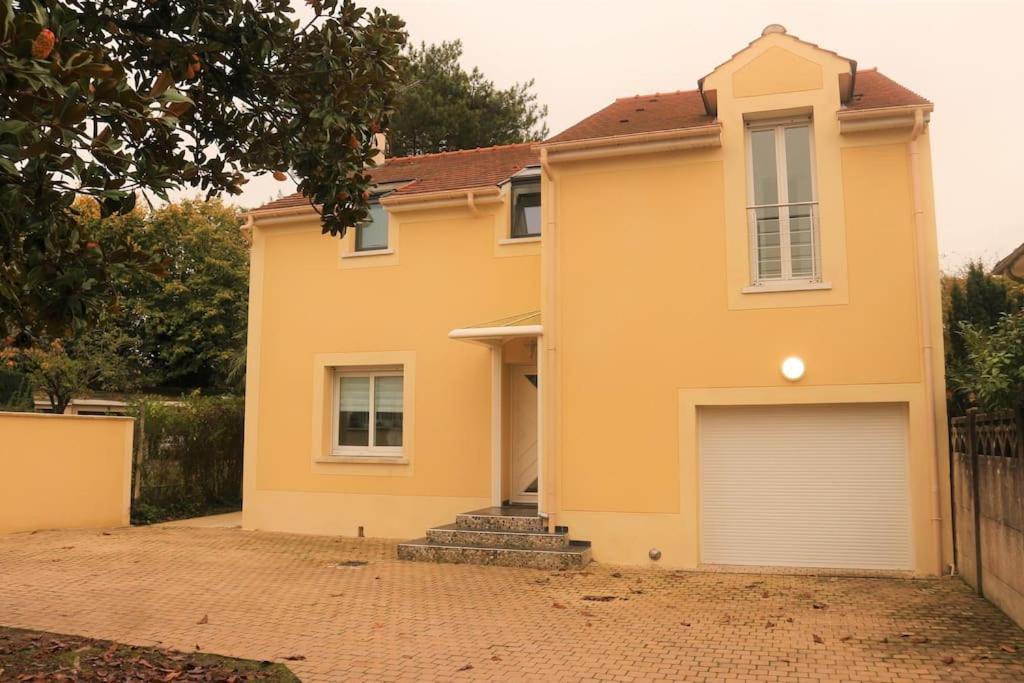 Appartement Duplex Proche Disney Et Paris Vaires-sur-Marne Luaran gambar