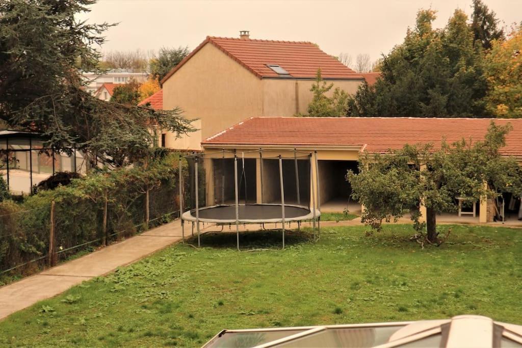 Appartement Duplex Proche Disney Et Paris Vaires-sur-Marne Luaran gambar