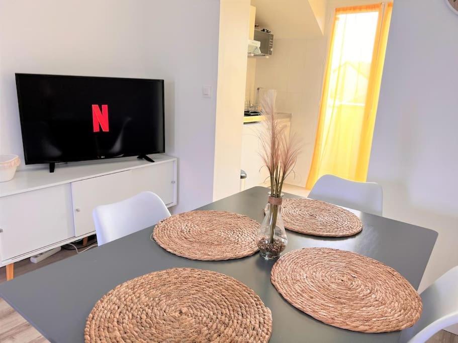 Appartement Duplex Proche Disney Et Paris Vaires-sur-Marne Luaran gambar
